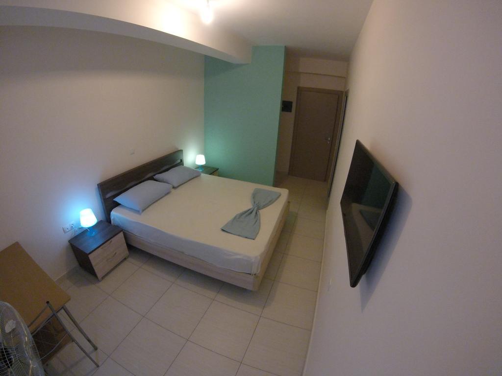 Riviera 3* Himare